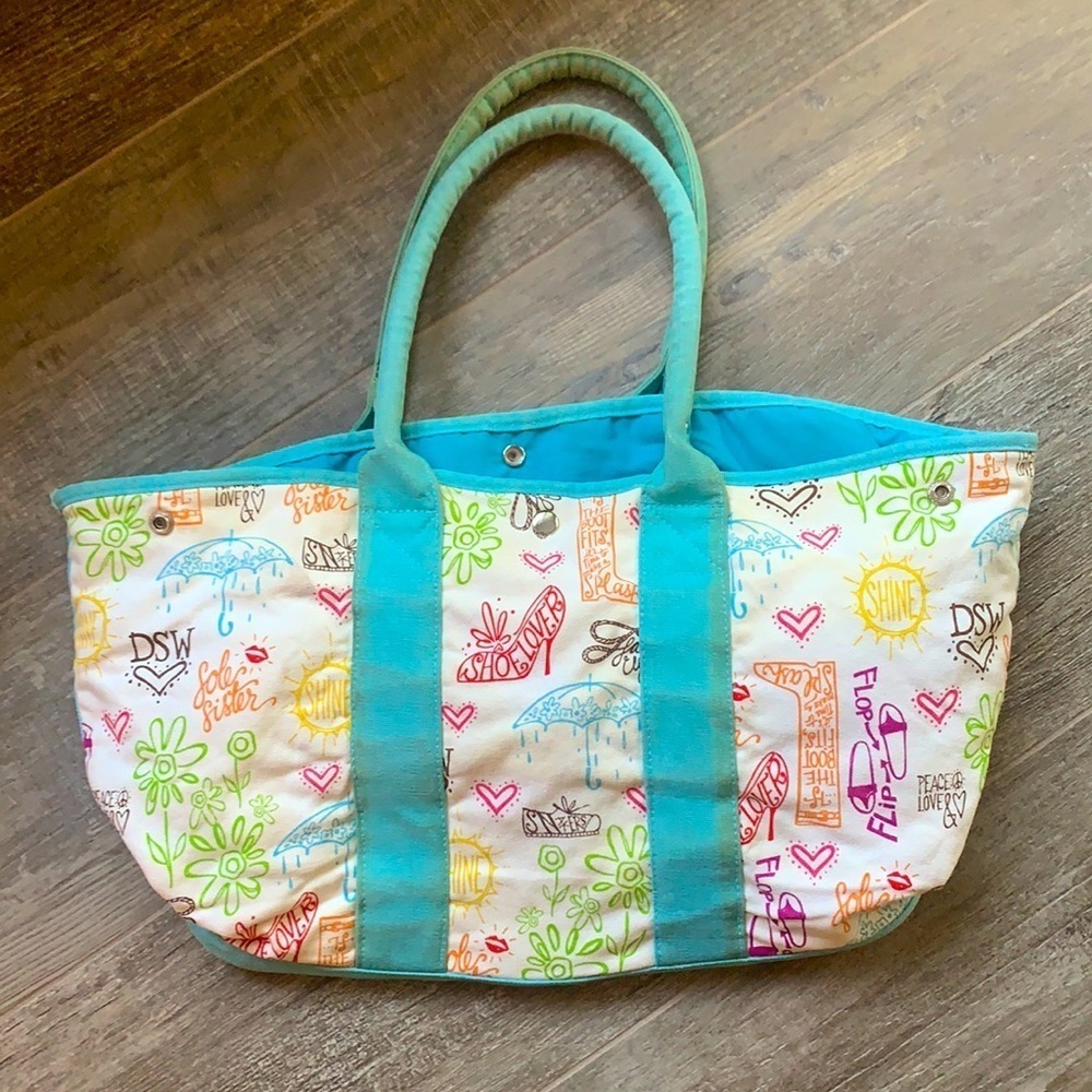 DSW Tote - Picture 1 of 5
